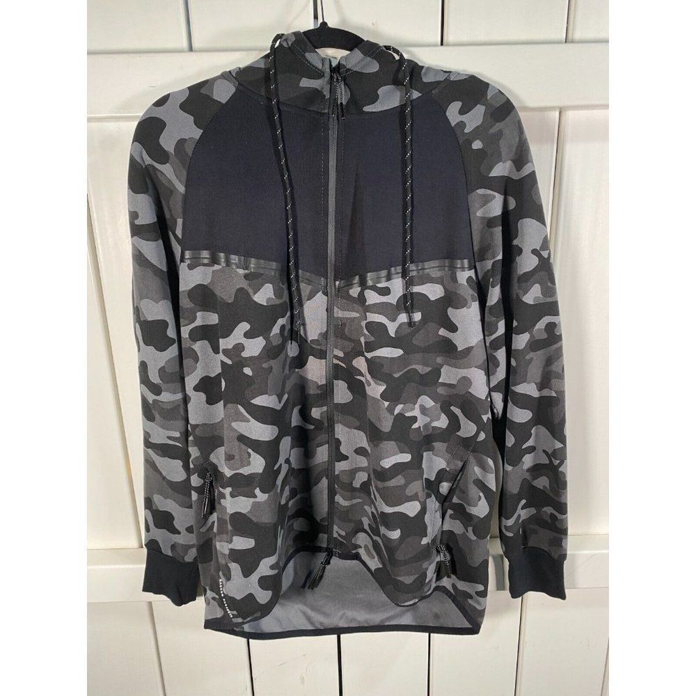 Bascom Projects Men's Camouflage Hoodie Jacket Curve Hem - Large